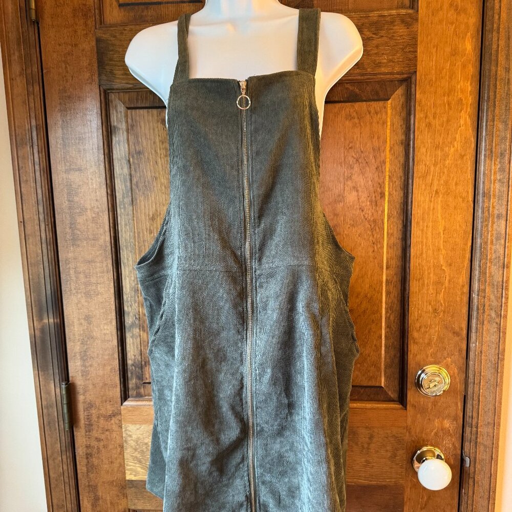 Forest Green Corduroy Jumper w/Goldtone Zipper Close X-Large